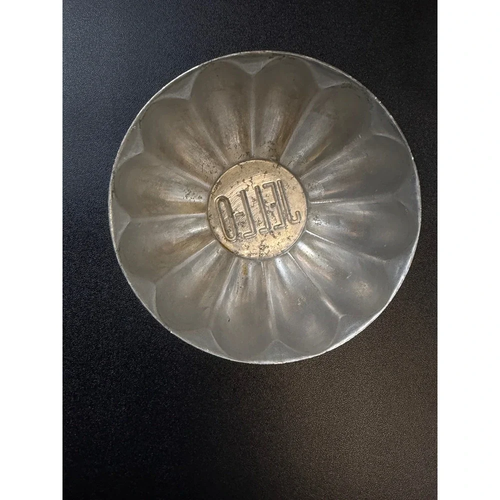 Vintage Jell-O Aluminum Gelatin Mold Set of 5 Silver Fluted Retro Kitchenware J4